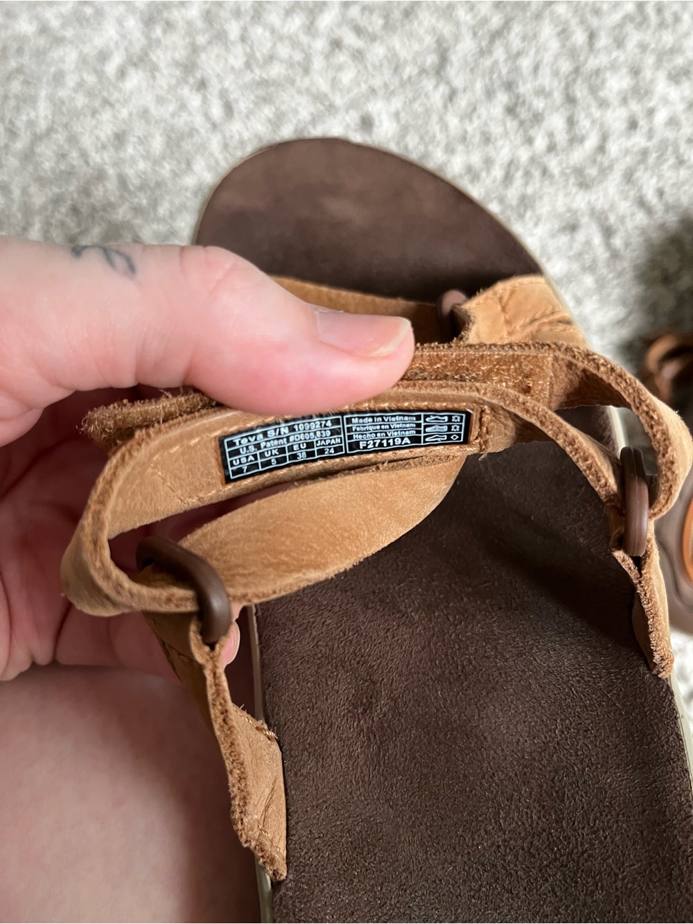 Teva Elzada Leather Strappy Sandal - Picture 5 of 9